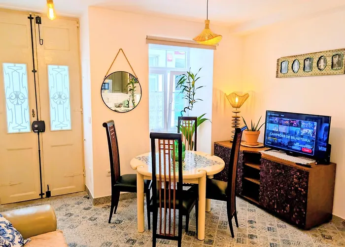 Gato, Charming Portuguese Style For Rent, Vida A Portuguesa شقة