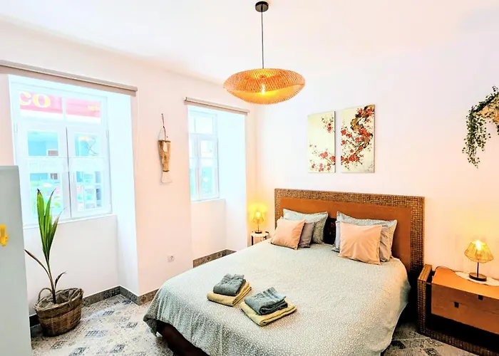 شقة Gato, Charming Portuguese Style For Rent, Vida A Portuguesa *