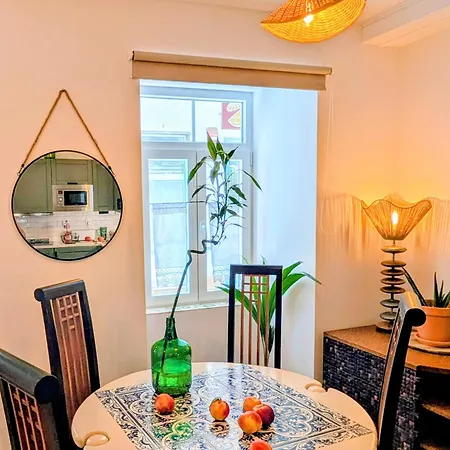 아파트 Gato, Charming Portuguese Style For Rent, Vida A Portuguesa 포티마오